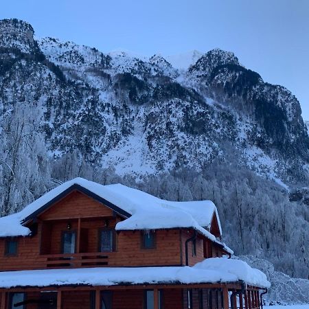 Bujtina Malaj Hotel Валбона Екстериор снимка