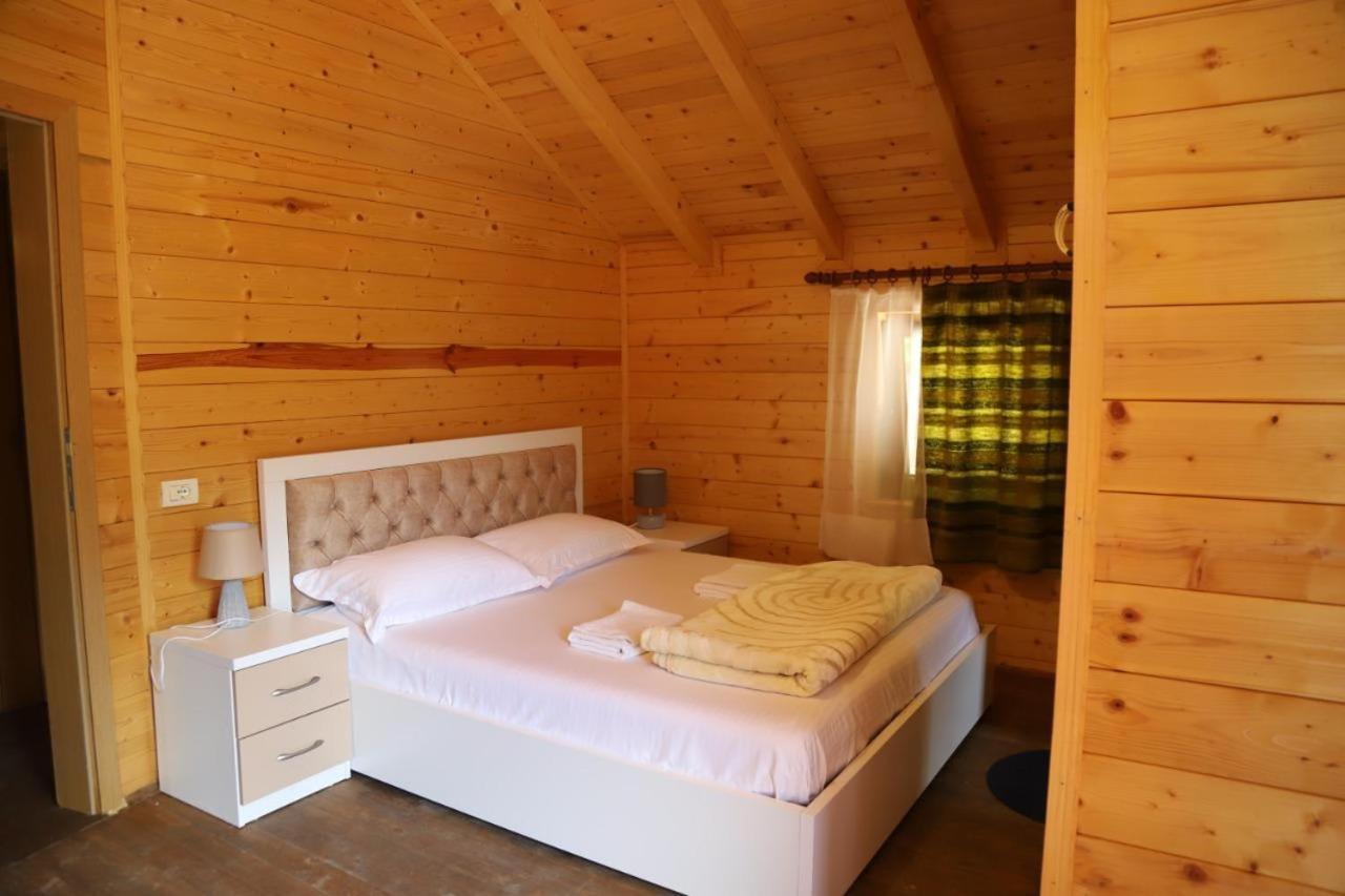 Bujtina Malaj Hotel Валбона Екстериор снимка
