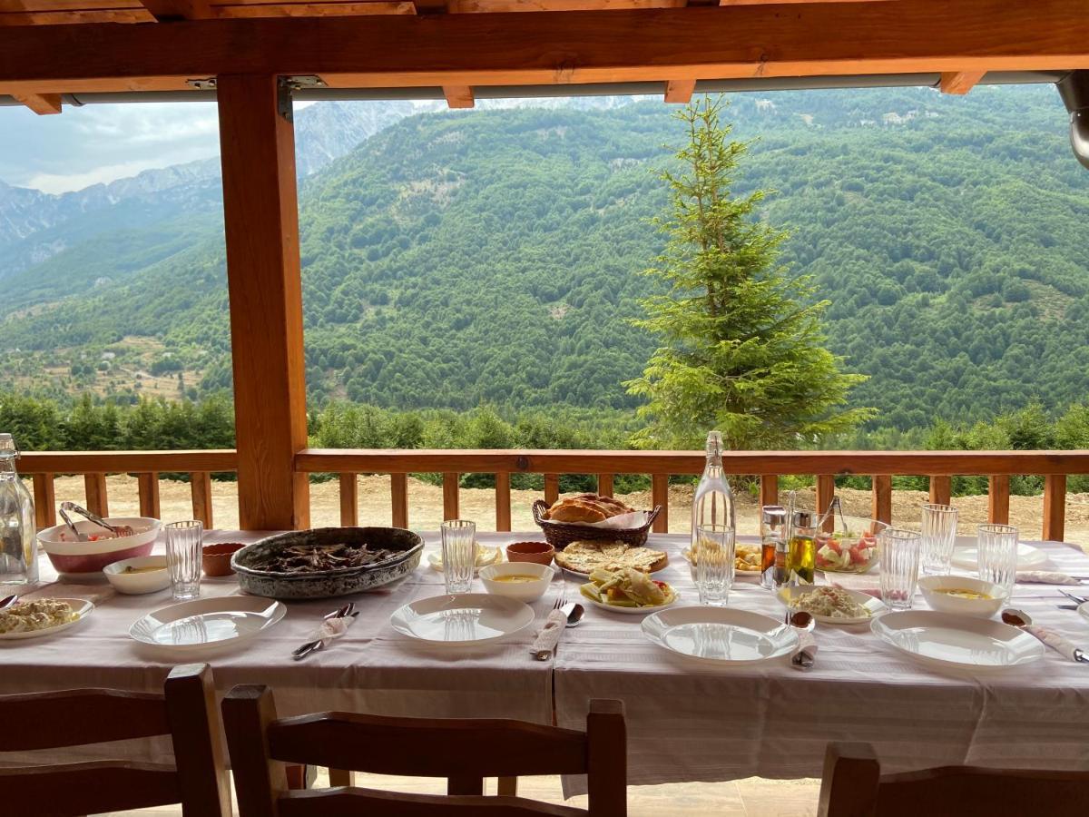 Bujtina Malaj Hotel Валбона Екстериор снимка